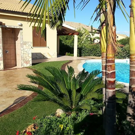 Tiffany * Campofelice Di Roccella